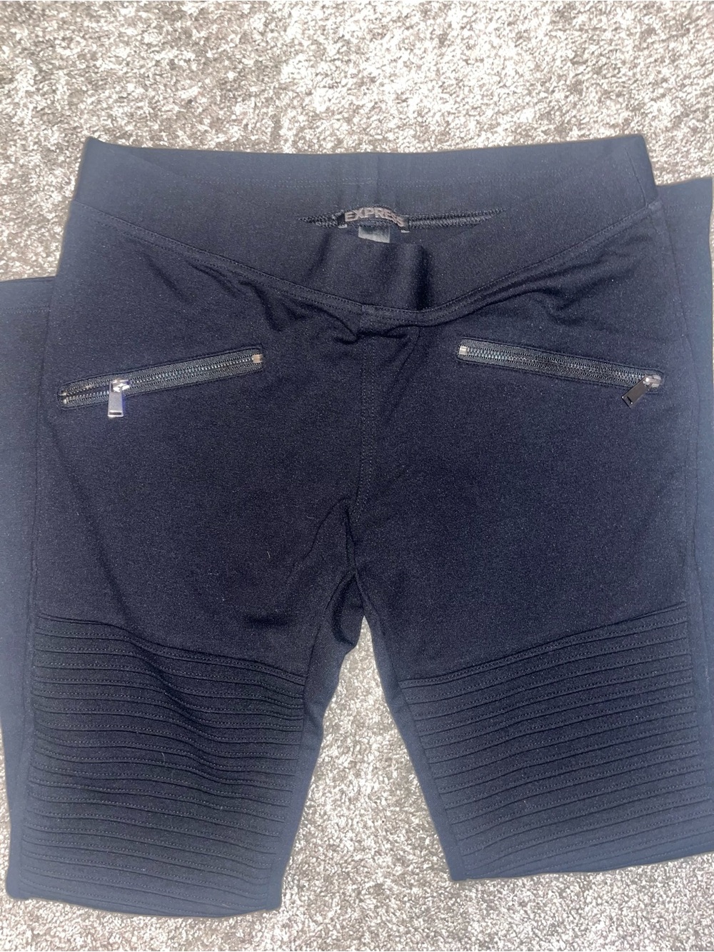 Express Kids Black Ribbed Knee Zip-Front Shorts